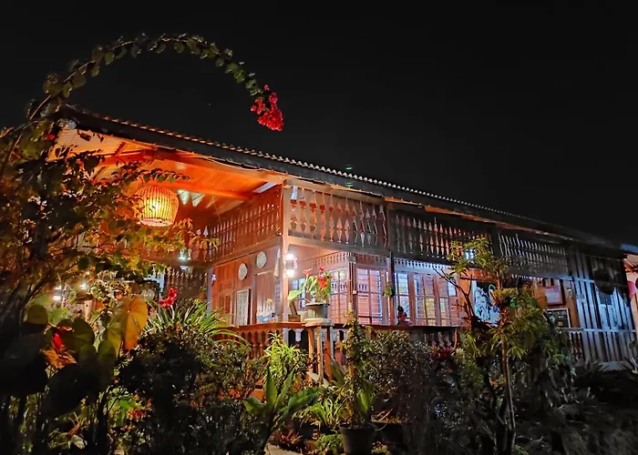 Rumah Kayu Sulawesi Antique 3* Bedugul (Bali)
