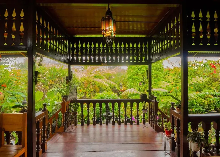 Maison d'hôtes Rumah Kayu Sulawesi Antique 3*
