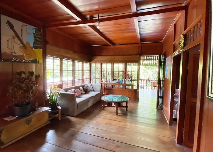 Maison d'hôtes Rumah Kayu Sulawesi Antique Bedugul (Bali)