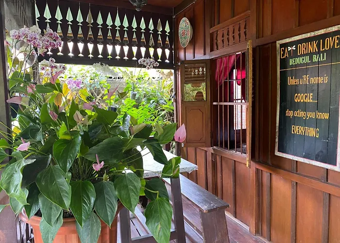 Rumah Kayu Sulawesi Antique Maison d'hôtes Bedugul (Bali)